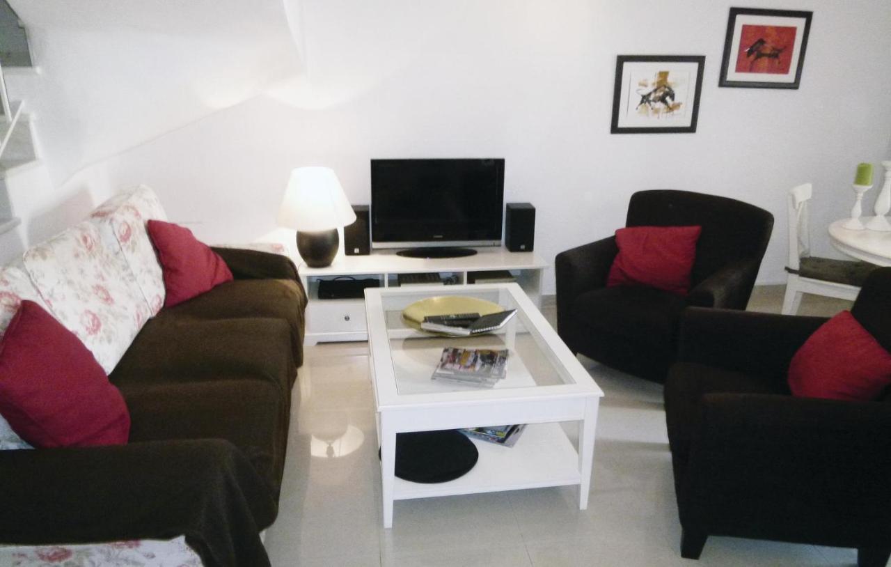 Cozy Home In Nerja With Wifi מראה חיצוני תמונה