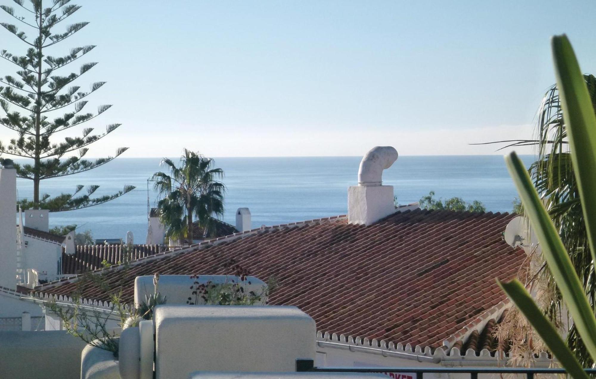 Cozy Home In Nerja With Wifi מראה חיצוני תמונה